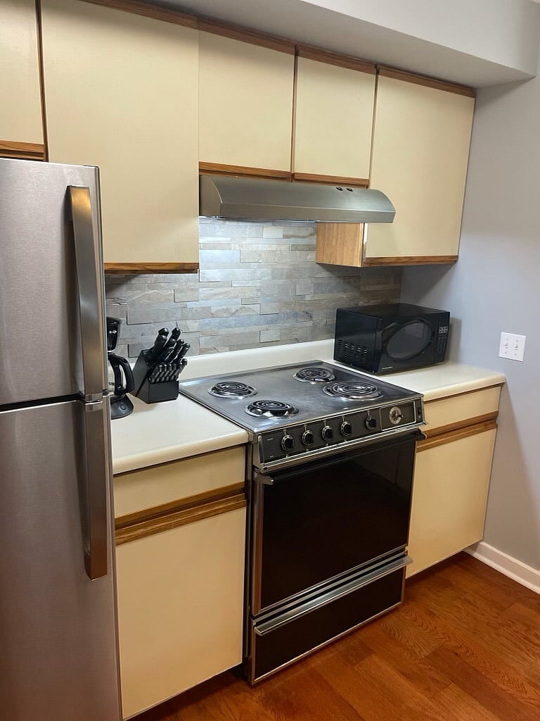 Furnished Finder property 393710_1 photo 4