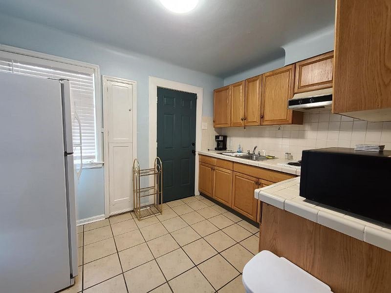 Furnished Finder property 393784_1 photo 16