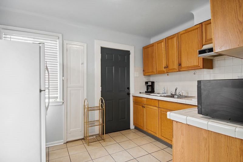 Furnished Finder property 393784_1 photo 22