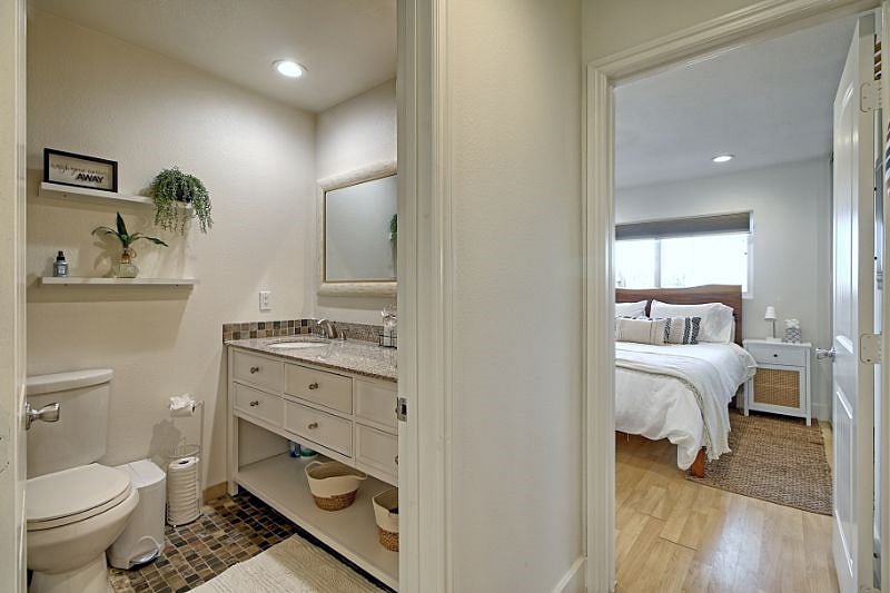Furnished Finder property 393785_2 photo 14
