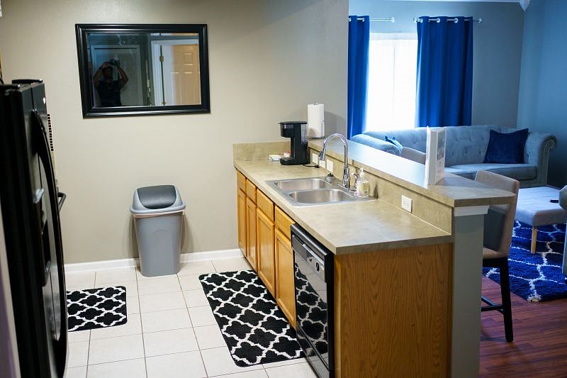 Furnished Finder property 393795_1 photo 33