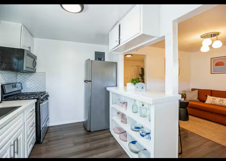 Furnished Finder property 393801_1 photo 4
