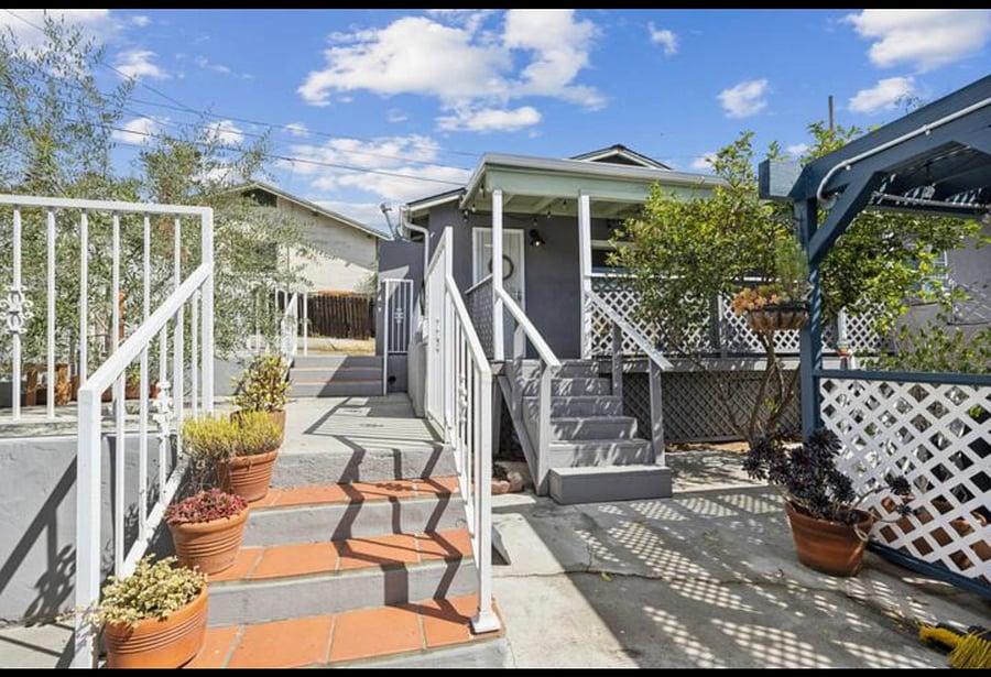 Furnished Finder property 393801_1 photo 21