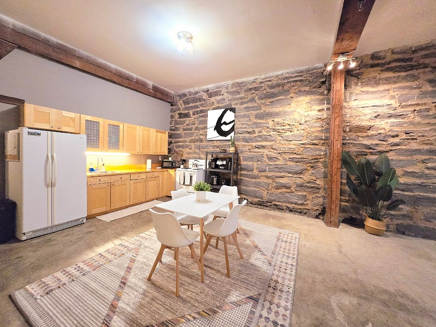 Furnished Finder property 393870_3 photo 5