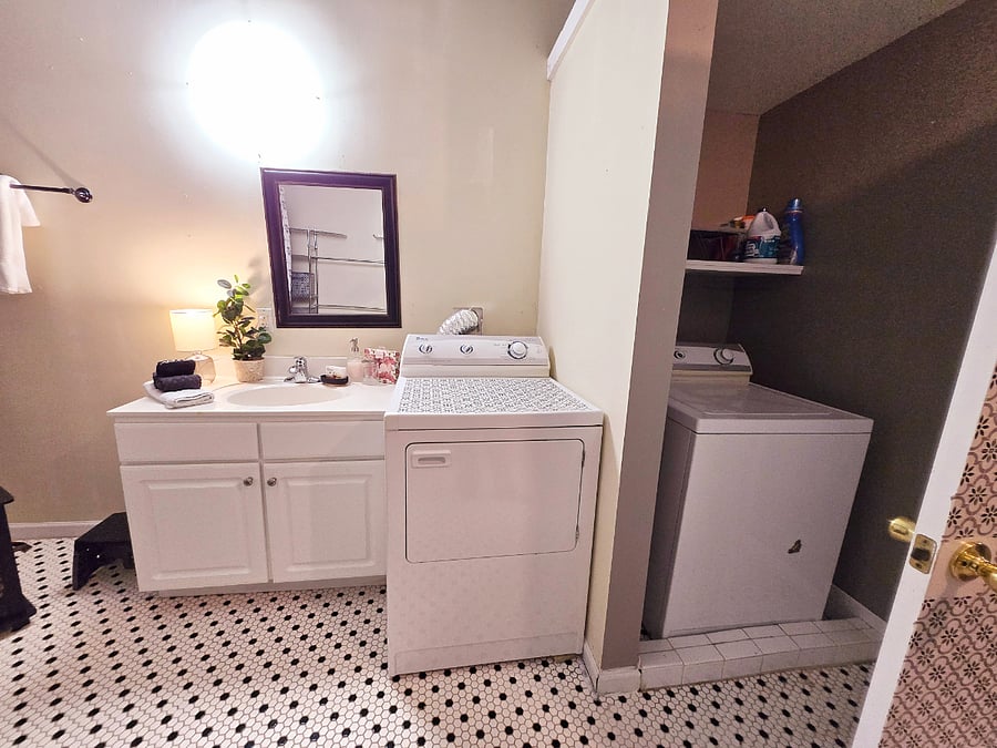 Furnished Finder property 393870_3 photo 27