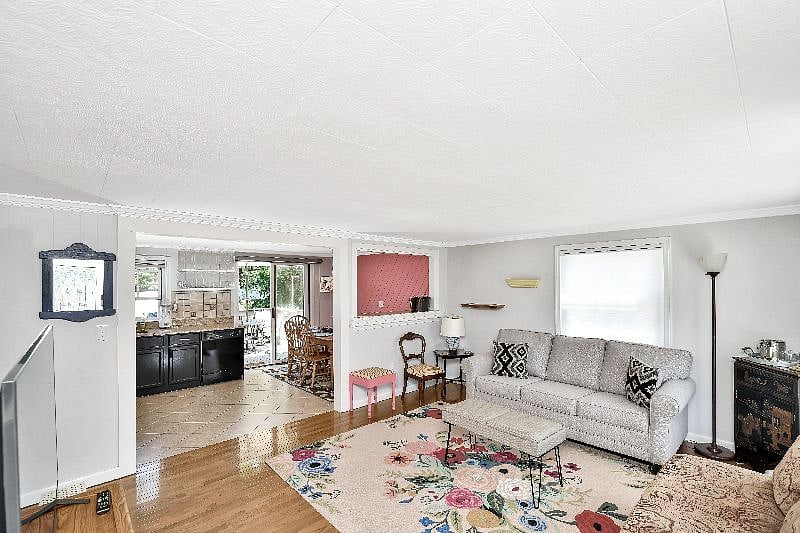 Furnished Finder property 393891_1 photo 8