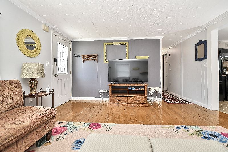 Furnished Finder property 393891_1 photo 9