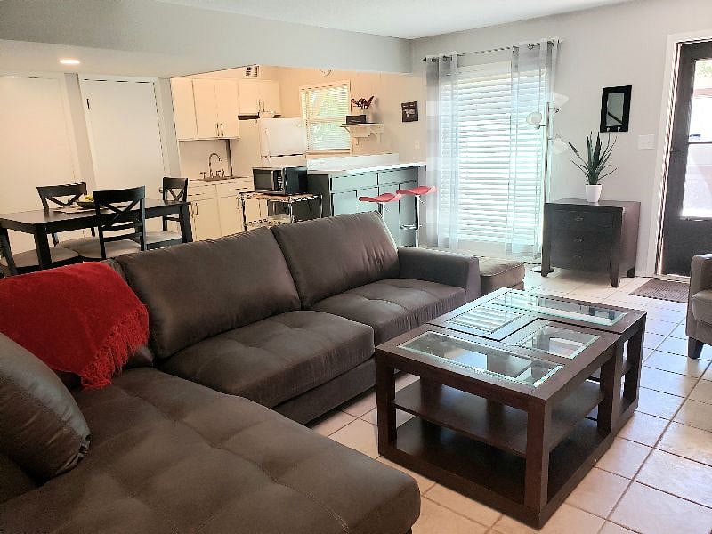 Furnished Finder property 393903_1 photo 3