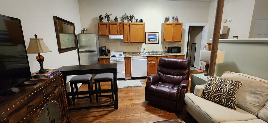Furnished Finder property 393916_1 photo 3