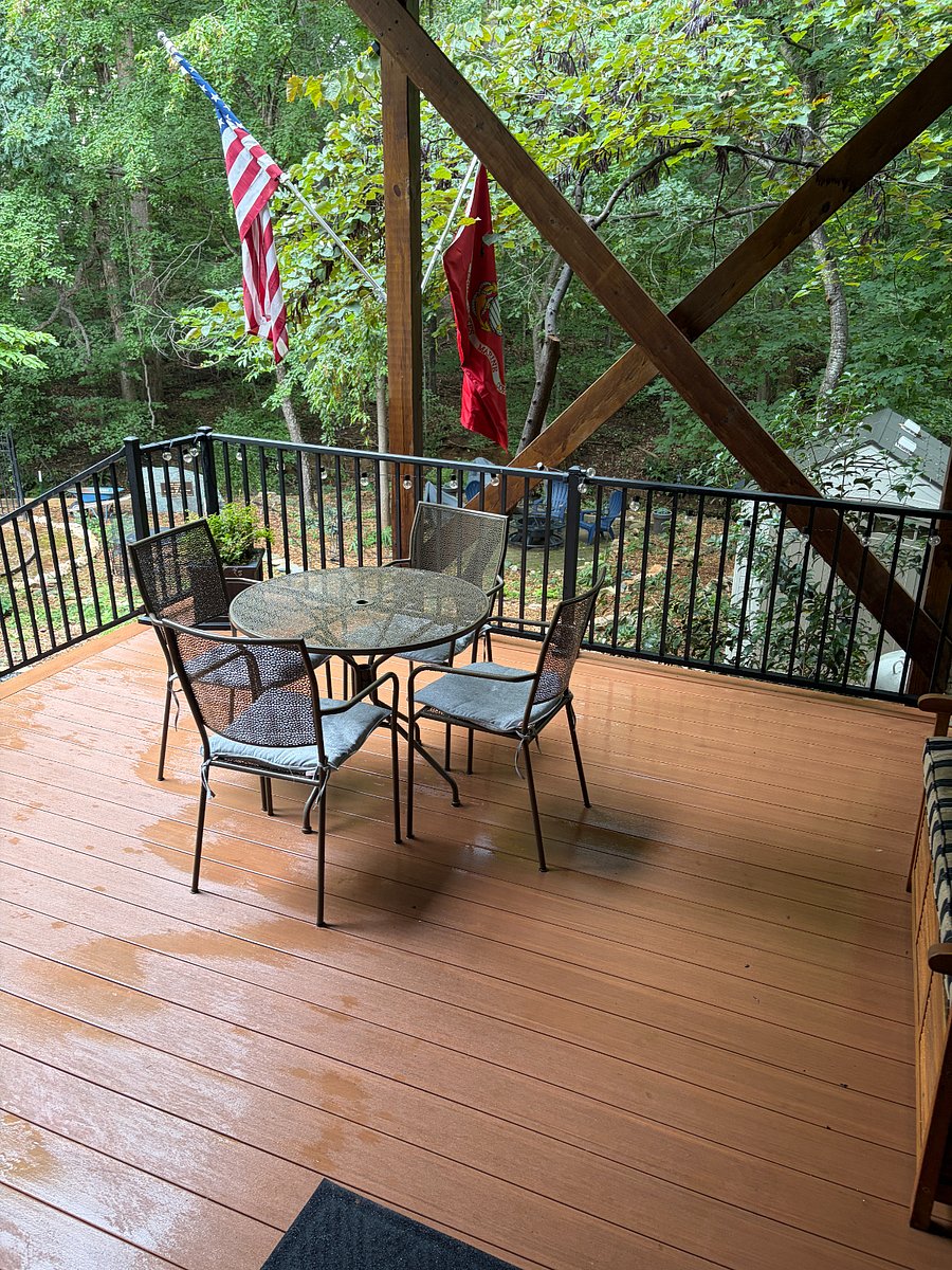 Private deck