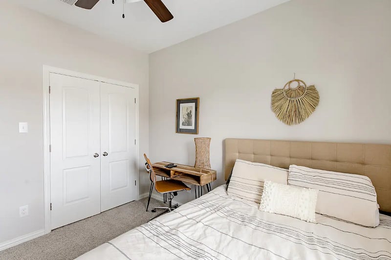 Furnished Finder property 393959_1 photo 16