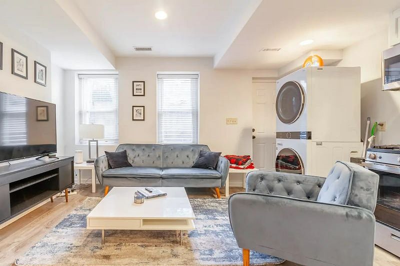 Furnished Finder property 393994_1 photo 1