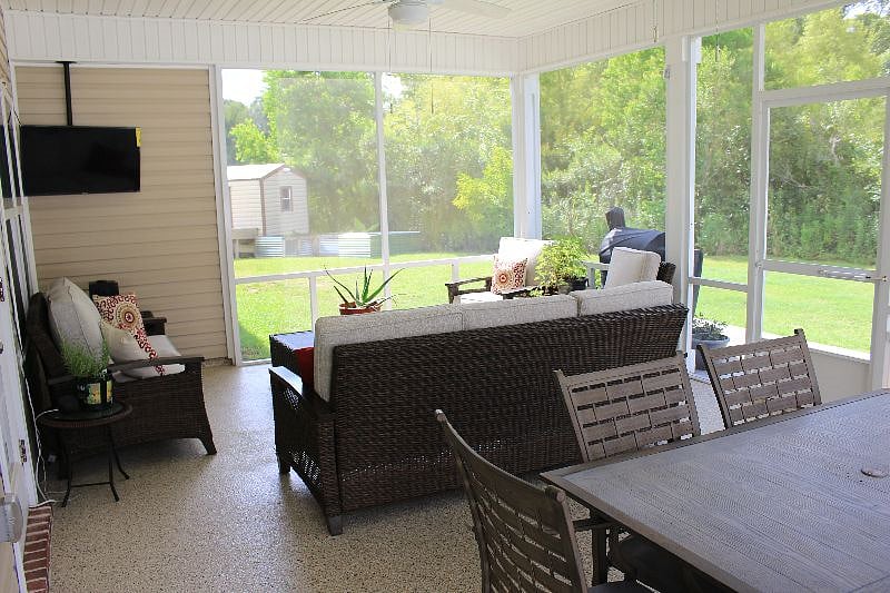 Furnished Finder property 394004_1 photo 21