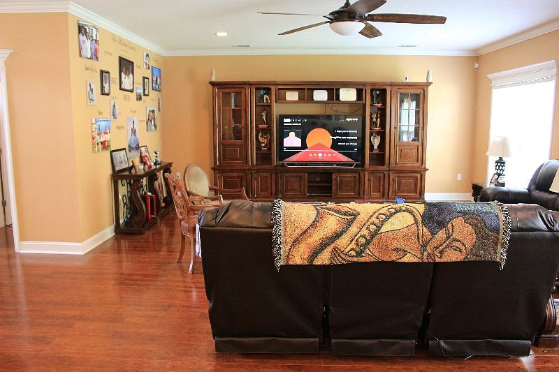 Furnished Finder property 394004_2 photo 2