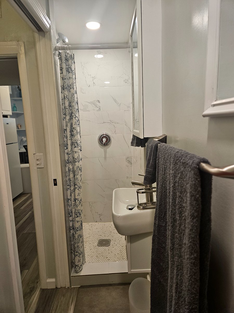 Furnished Finder property 394015_1 photo 17