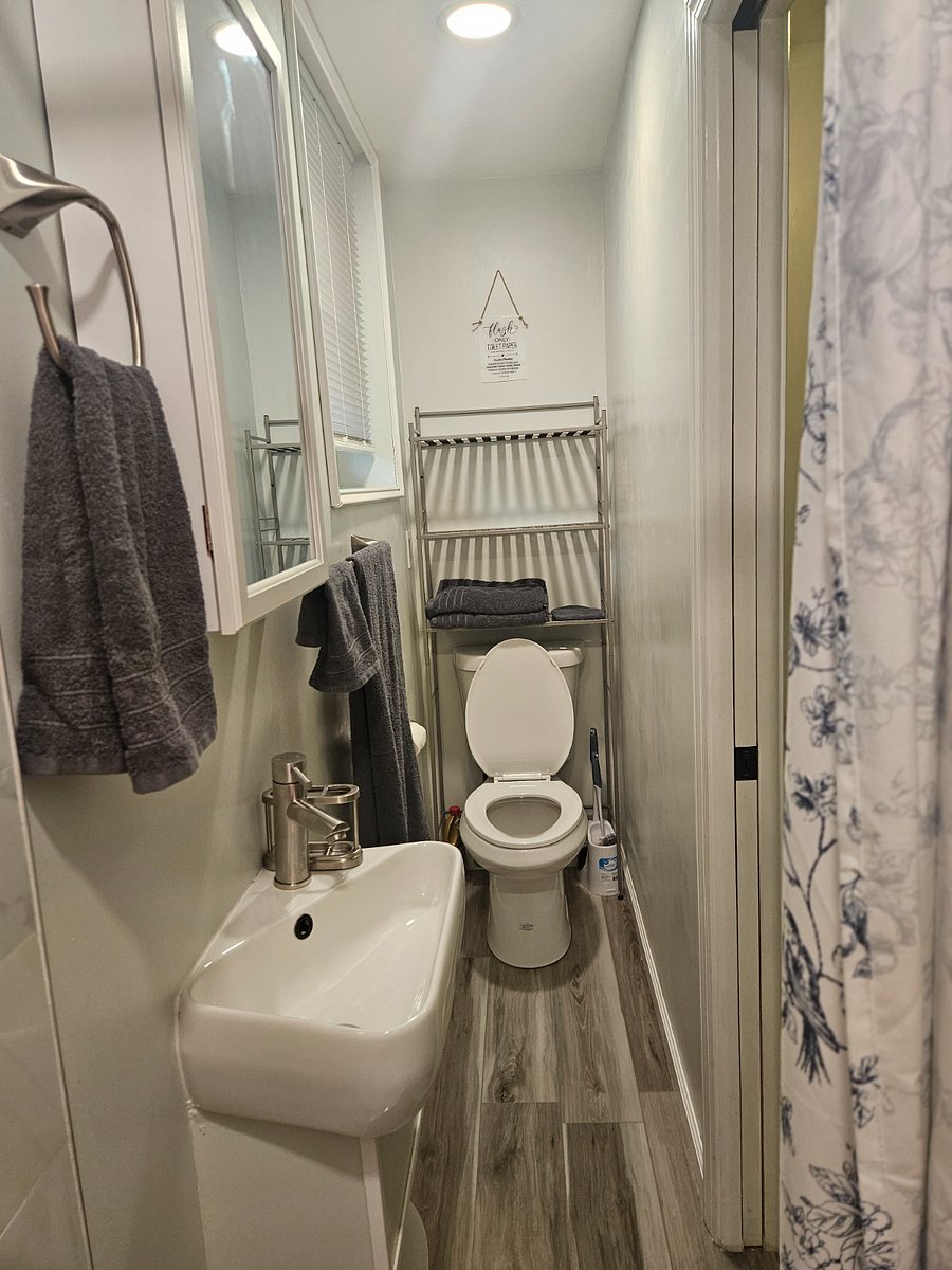 Furnished Finder property 394015_1 photo 16
