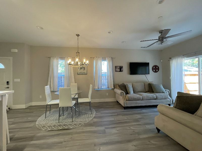 Furnished Finder property 394020_2 photo 6