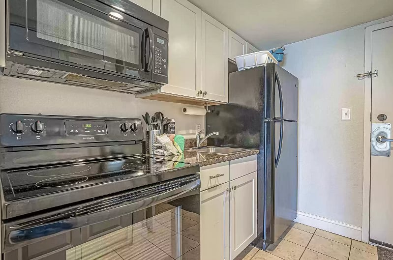 Furnished Finder property 394109_3 photo 8