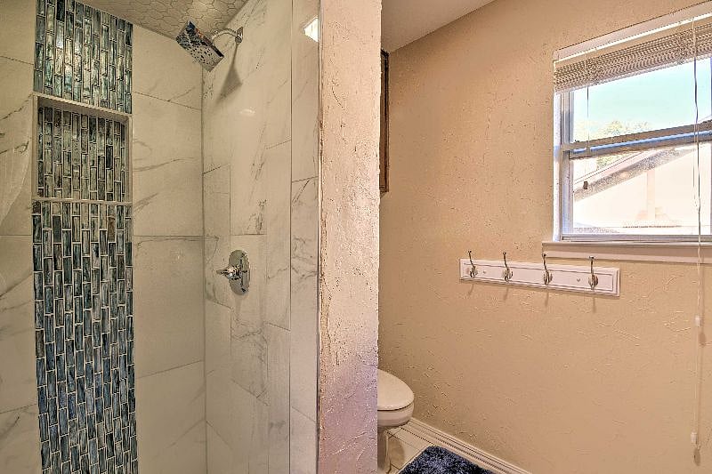 Furnished Finder property 394177_1 photo 25