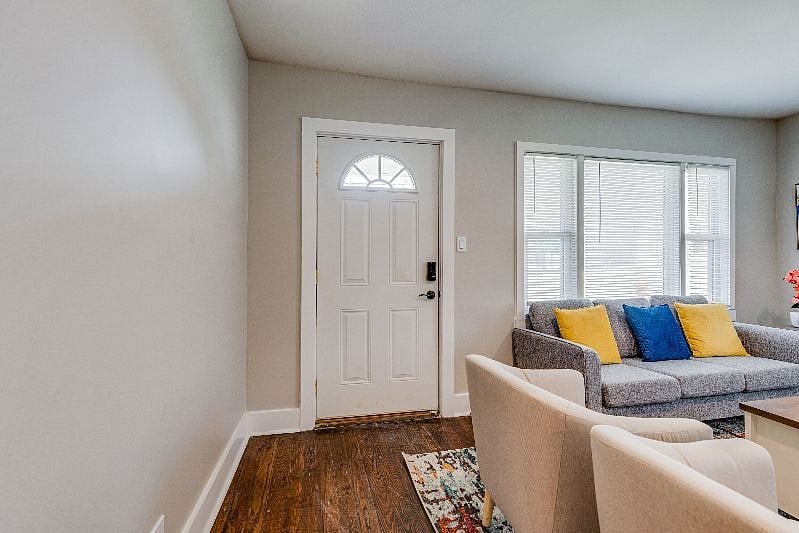 Furnished Finder property 394184_1 photo 7