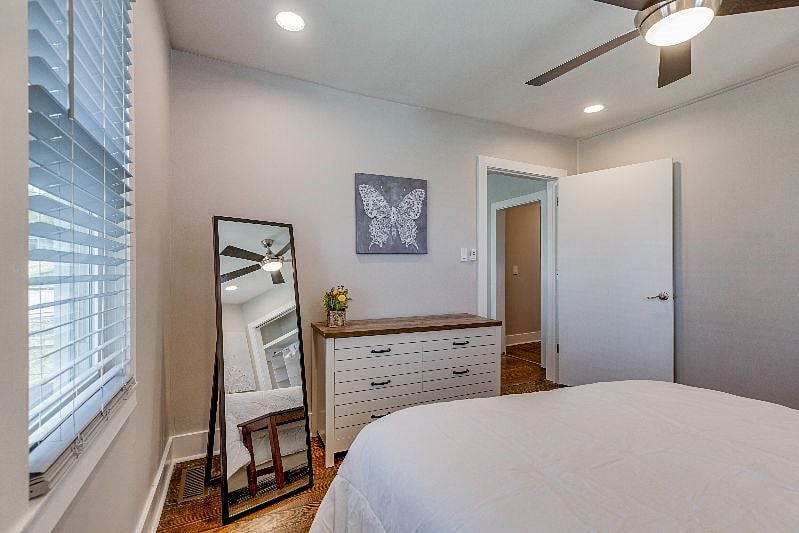Furnished Finder property 394184_1 photo 17