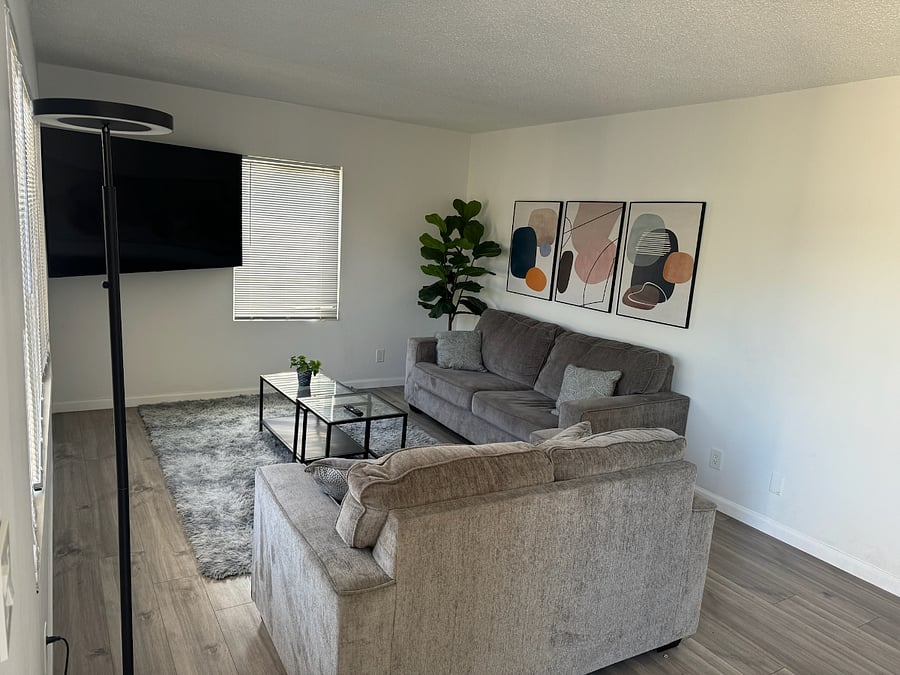 Furnished Finder property 394202_1 photo 10