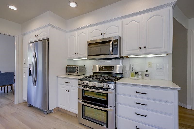 Furnished Finder property 394214_1 photo 9