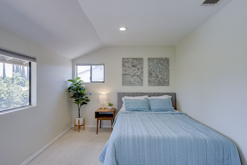 Furnished Finder property 394214_1 photo 17