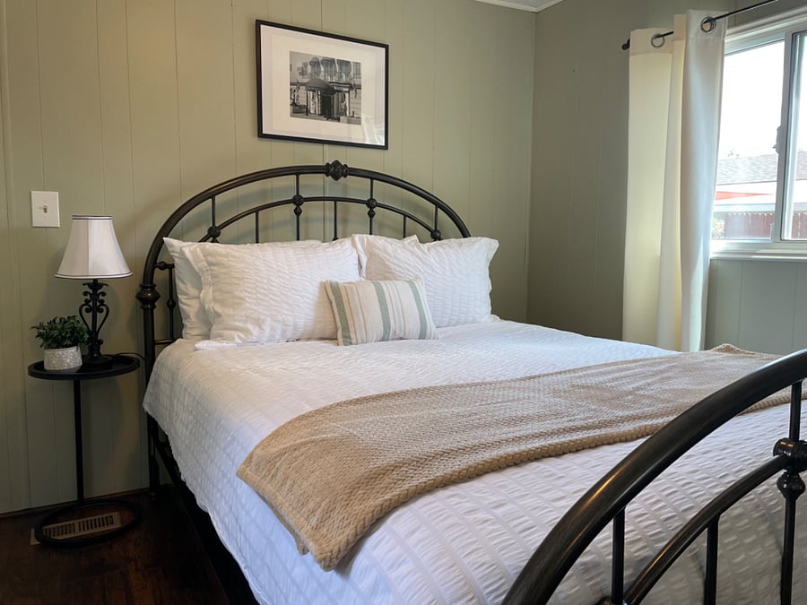 Double bed in second bedroom