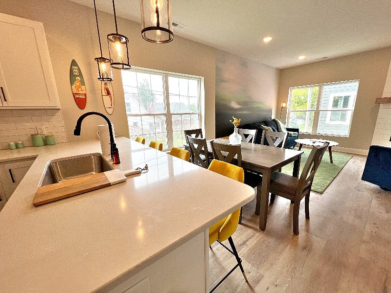 Furnished Finder property 394236_1 photo 3