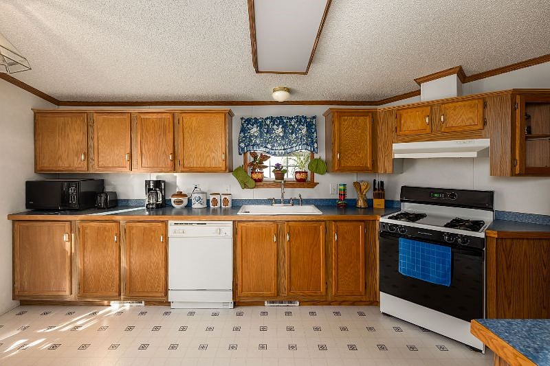 Furnished Finder property 394313_1 photo 5