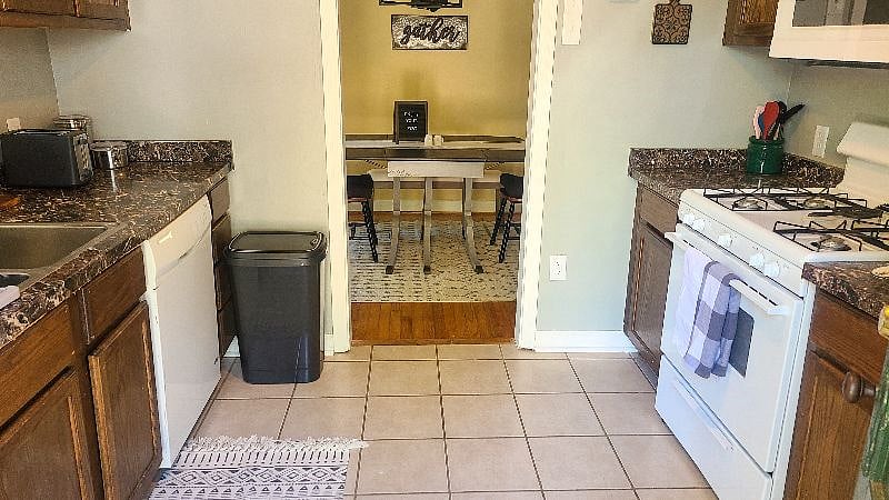Furnished Finder property 394334_1 photo 13