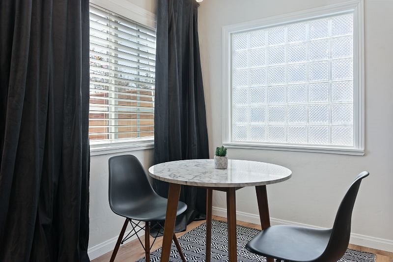 Furnished Finder property 394359_2 photo 11