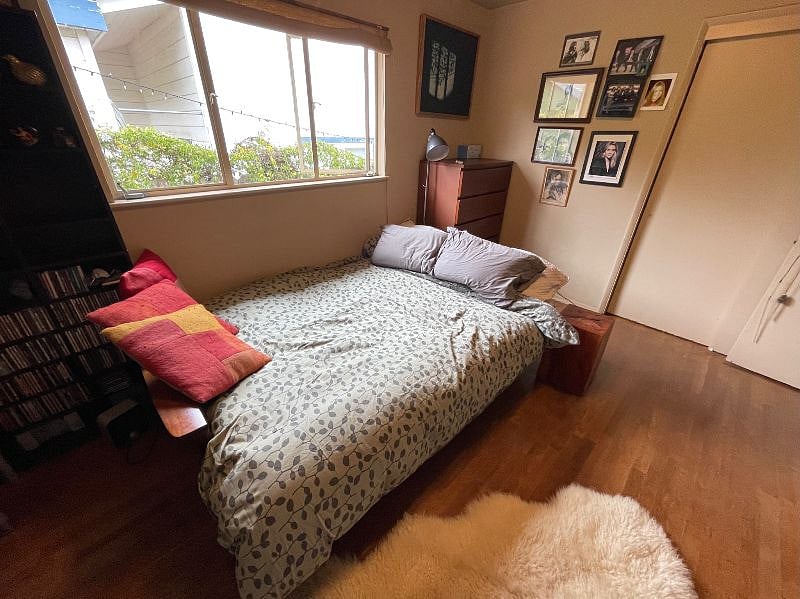 Guest Room (2nd Bedroom)