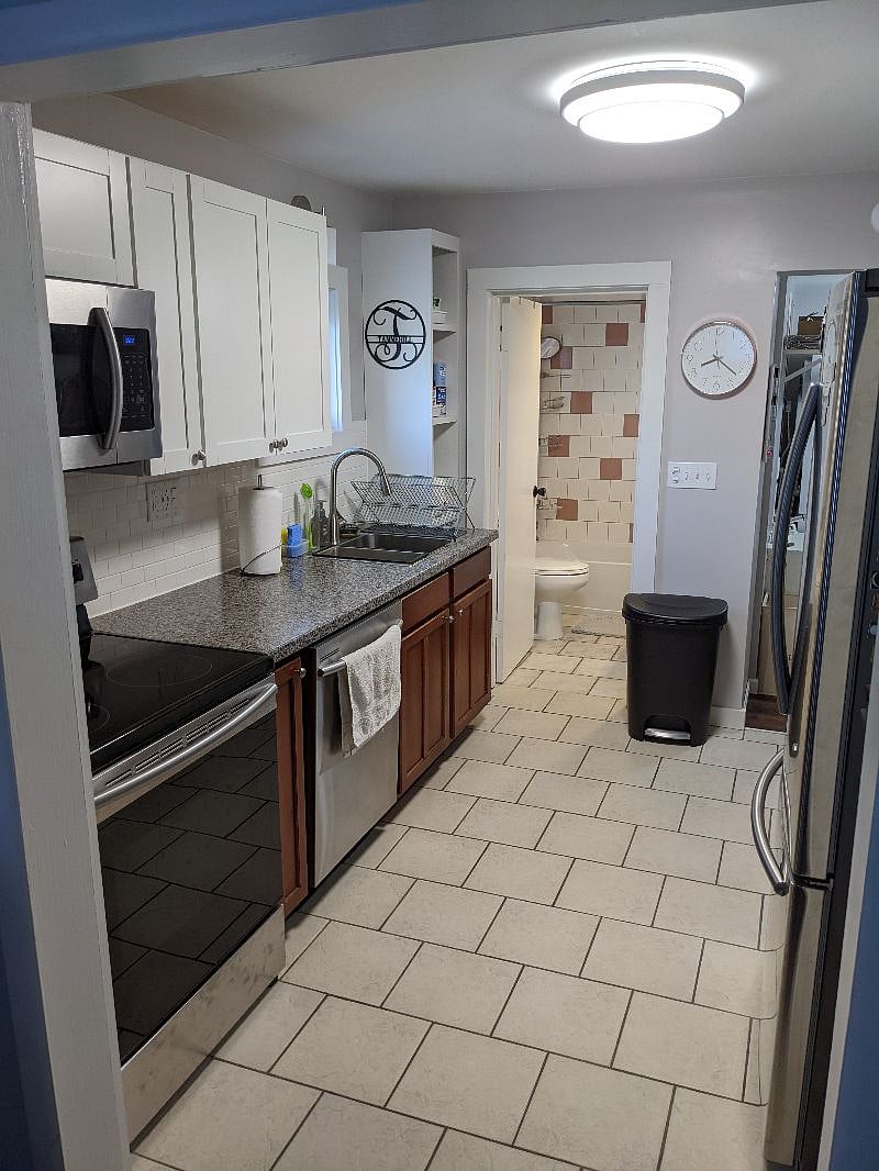 Furnished Finder property 394451_1 photo 10