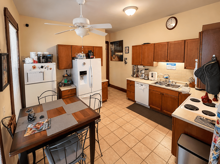 Furnished Finder property 394472_1 photo 18
