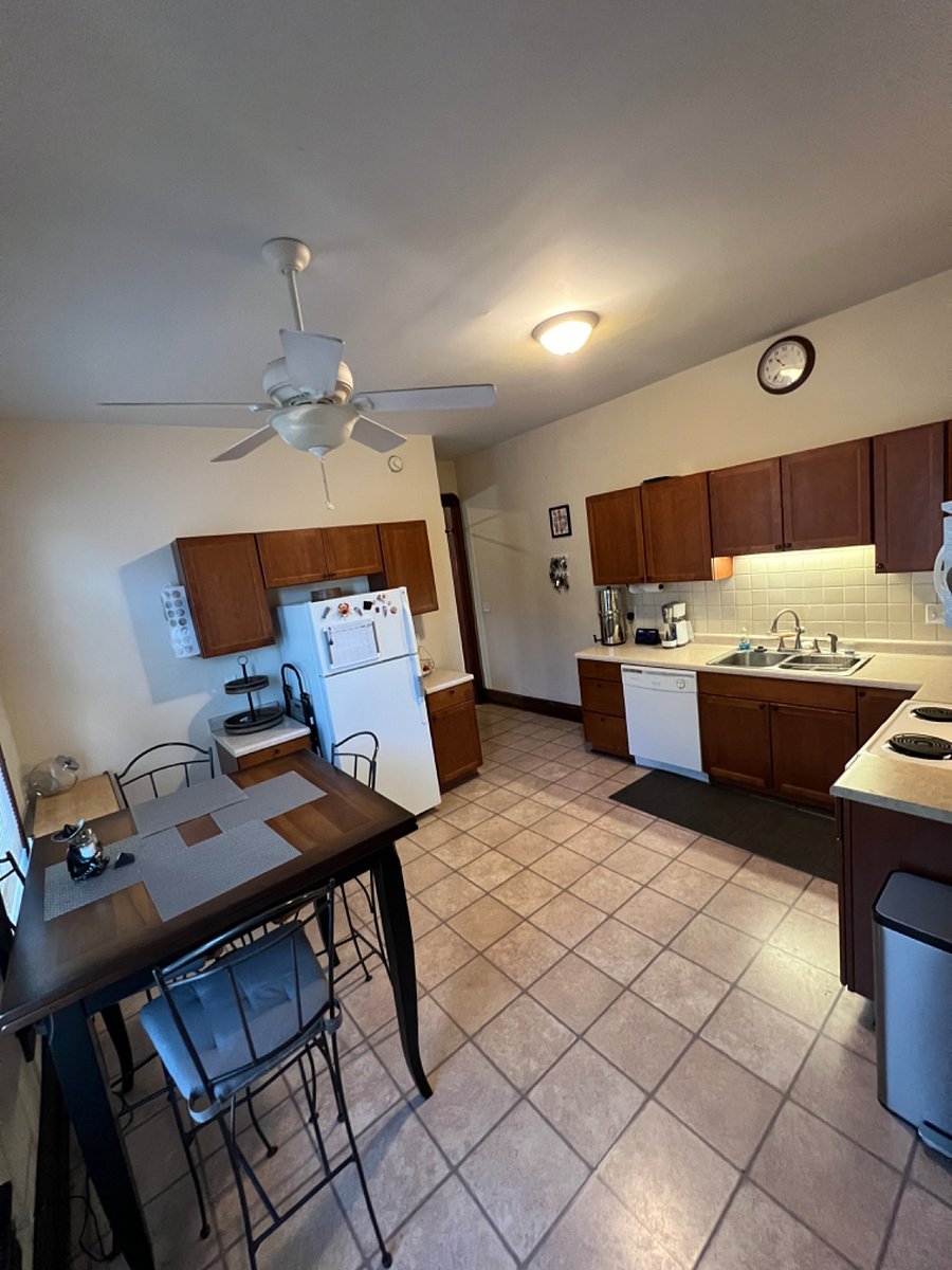 Furnished Finder property 394474_3 photo 4
