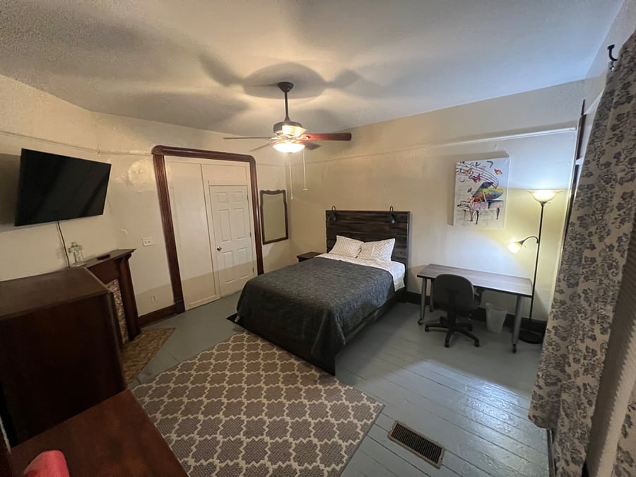 Furnished Finder property 394474_4 photo 4