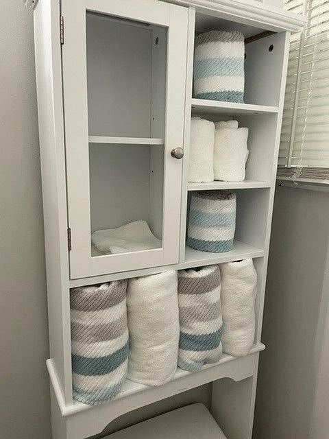 Towel Shelf & Cabinet