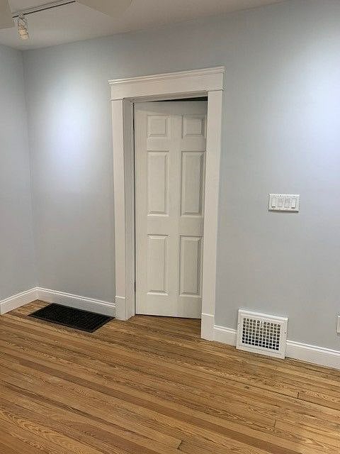 2nd Bedroom Entrance