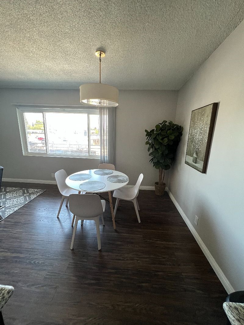 Furnished Finder property 394495_2 photo 6