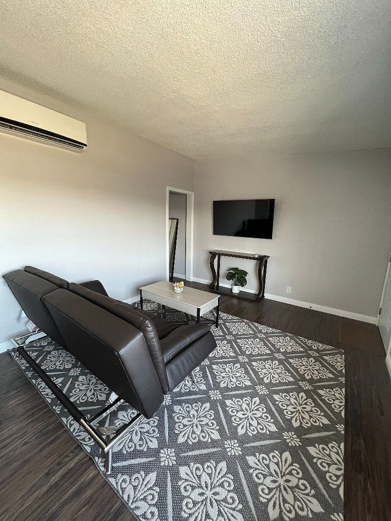 Furnished Finder property 394495_2 photo 7