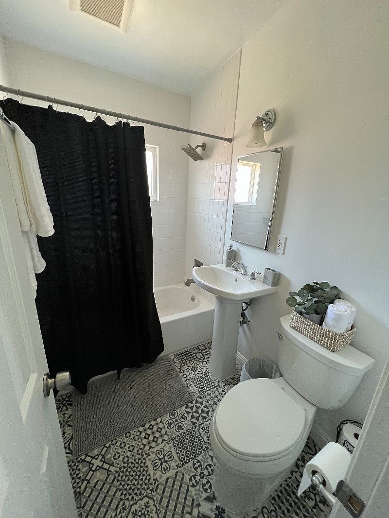 Furnished Finder property 394495_2 photo 9