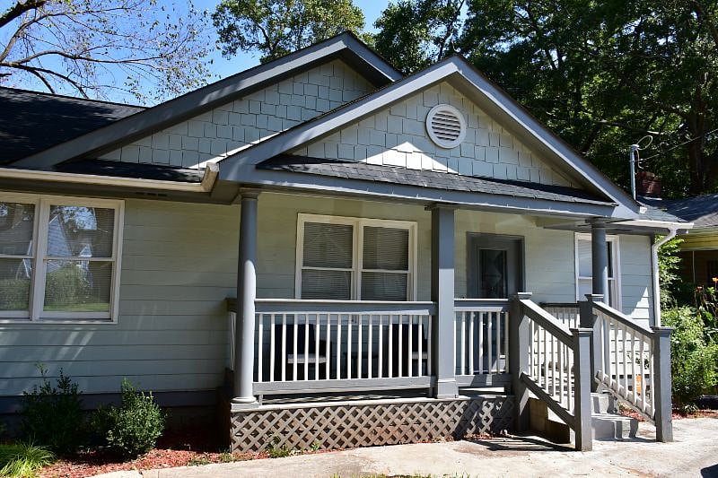 Furnished Finder property 394502_1 photo 12