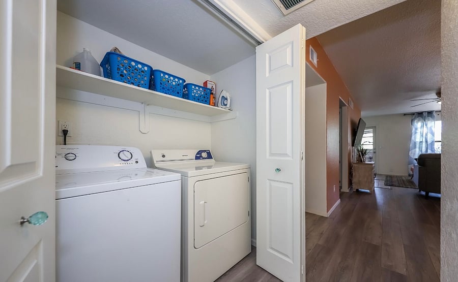 Furnished Finder property 394514_1 photo 15