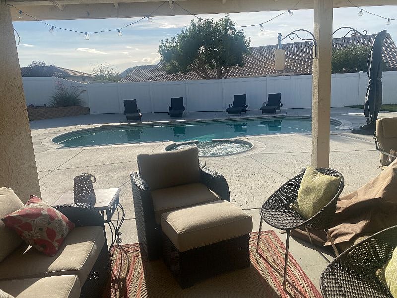 Furnished Finder property 394544_2 photo 22