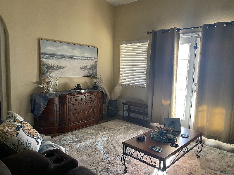 Furnished Finder property 394544_3 photo 6