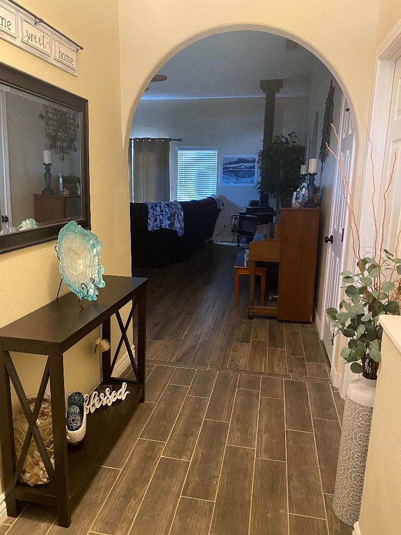 Furnished Finder property 394544_3 photo 14