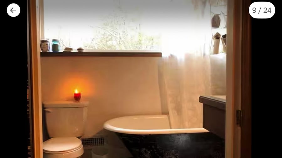 Full bathroom