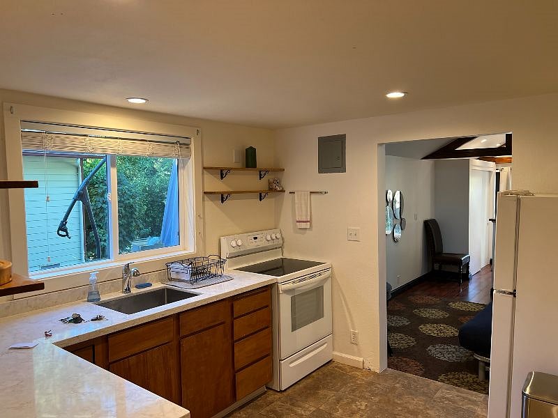 Furnished Finder property 394616_1 photo 4